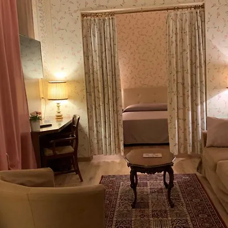 Roma Otel 4*