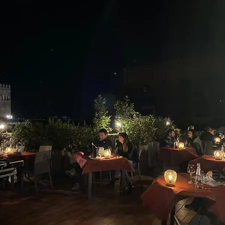 Roma فندق