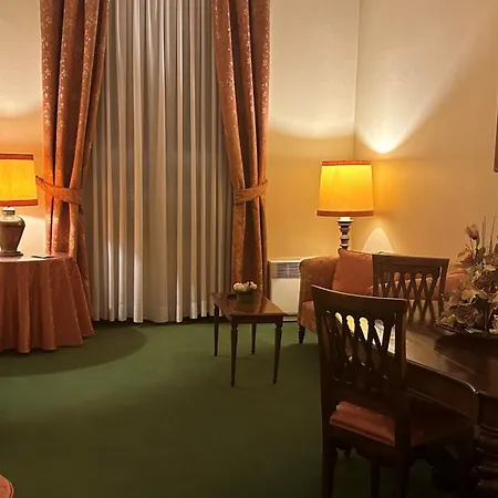 Roma فندق بولونيا