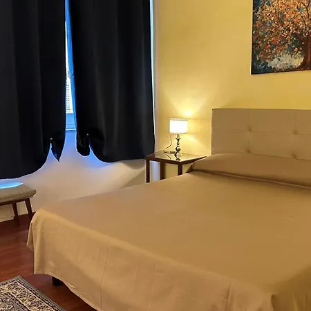 فندق Roma 4*
